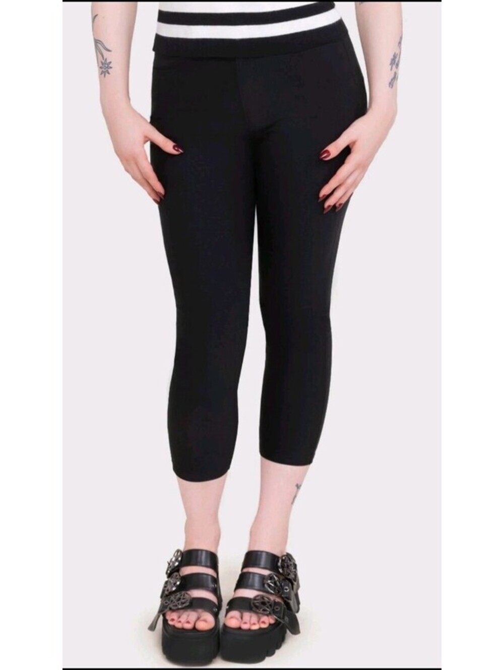 Killstar Anomaly Capri Black Jeans Pants Women's Size XS NEW